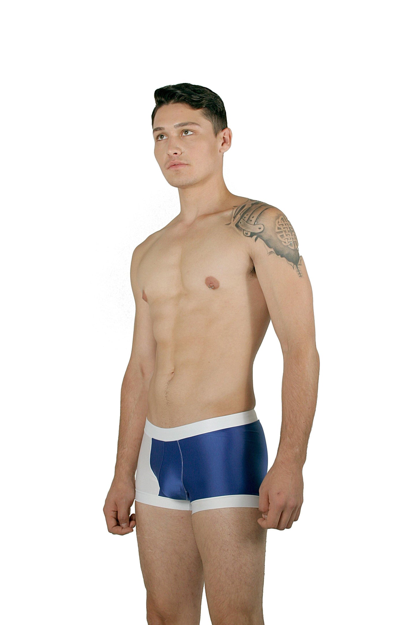 CA0003 - Traje de Ba̱o Short Blanco/Azul Rey - AlexandersKing Underwear